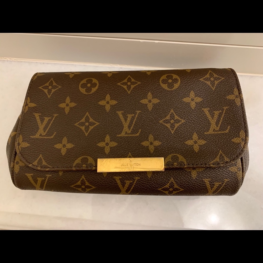 Louis Vuitton cross body